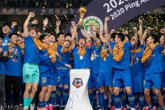 上港未能与蓉城比赛，提前挖角成都队金靴效果如何？