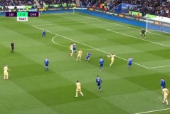 运动风采：萨拉赫英超射手榜领跑，揭秘他的进球秘诀